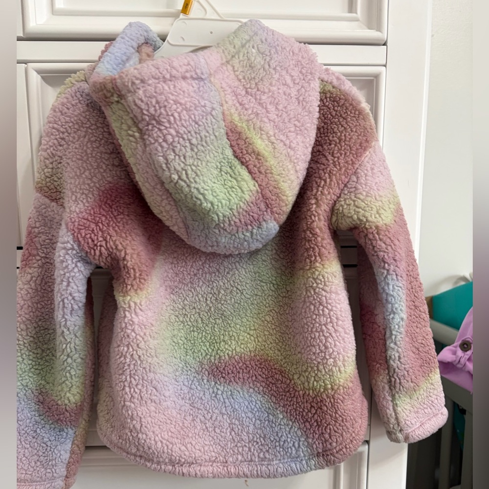 Nike Kids Pink Sherpa Hoodie with Pastel Tie-Dye Accents - Picture 5 of 7